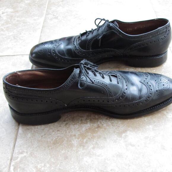 Allen Edmonds Black Leather Wingtip Oxfords 11.5 C - Picture 4 of 8